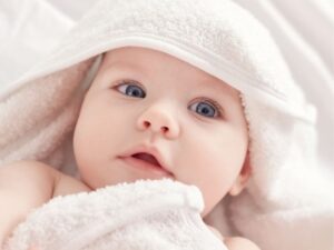 Snuggle Time Redefined: The Ultimate Guide to Choosing the Perfect Baby Blanket
