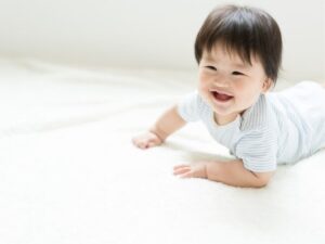 Why Your Newborn’s Head Falls Forward in a Car Seat — And What You Can Do About It