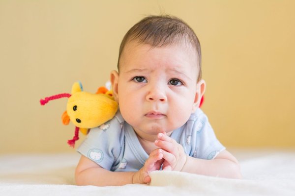 baby head control milestones